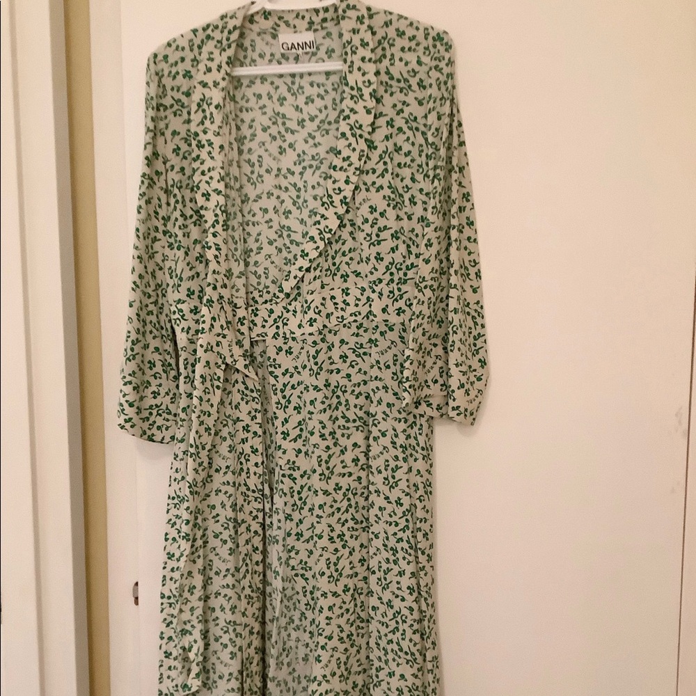 Ganni Printed Crepe Wrap Dress In Tapioca Floral - Picture 4 of 8